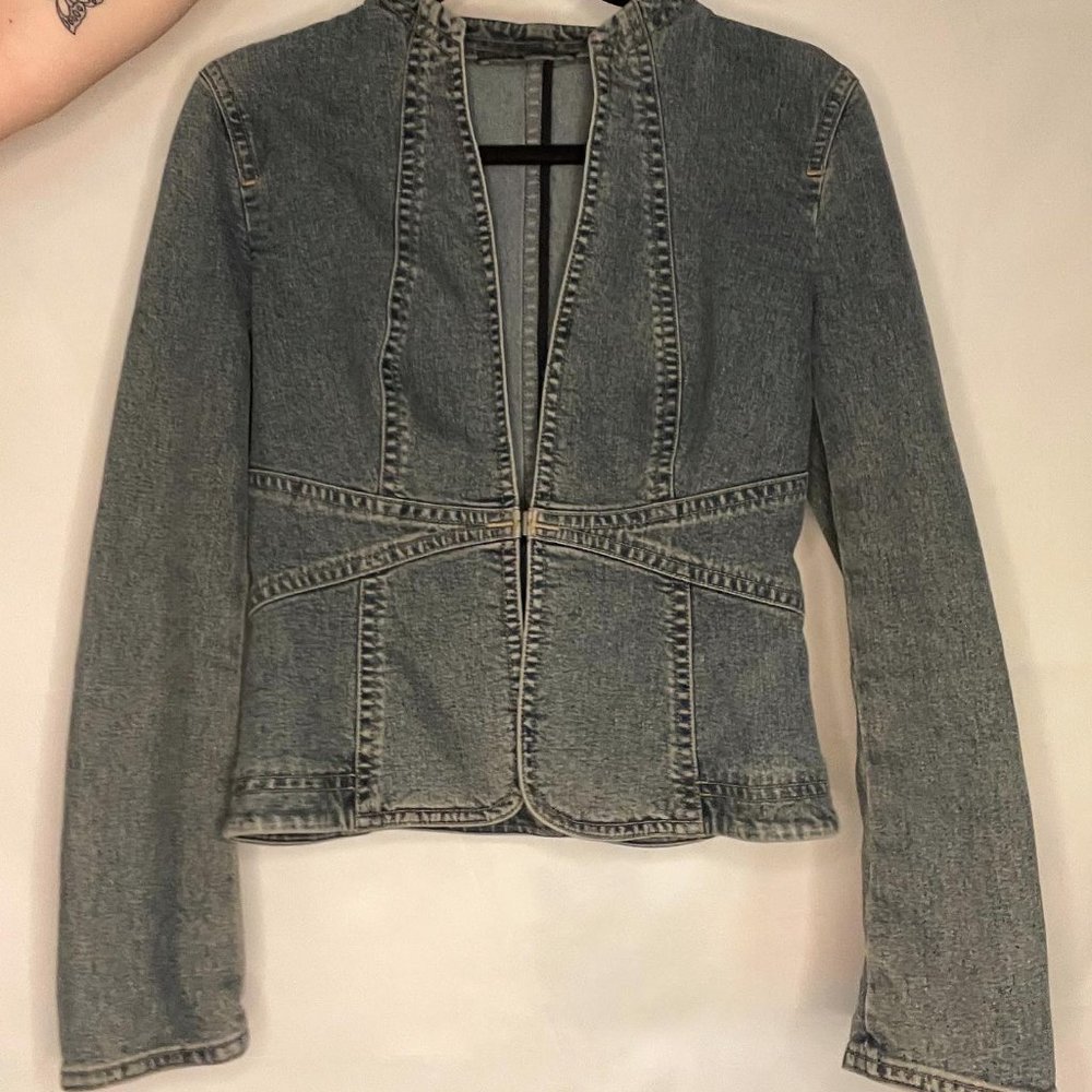 Elie Tahari fitted denim jacket (S)